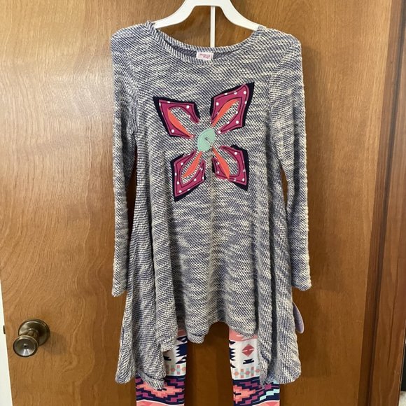 NWT Mallory May Girl's Long Sleeve Pant Set Navy Pink Flower Aztec Print Size 8 - Picture 2 of 10